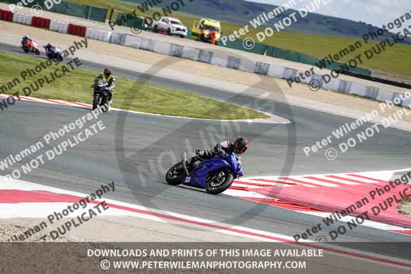 cadwell no limits trackday;cadwell park;cadwell park photographs;cadwell trackday photographs;enduro digital images;event digital images;eventdigitalimages;navarra;no limits trackdays;peter wileman photography;racing digital images;trackday digital images;trackday photos